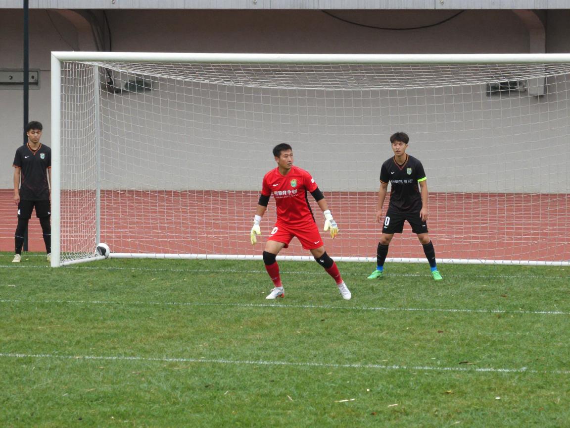 越位是什么意思门将出击,门将出击越位怎么判,倒数第二名防守球员是谁,越位线如何划定 越位是什么意思门将出击,门将出击越位怎么判,倒数第二名防守球员是谁,越位线如何划定