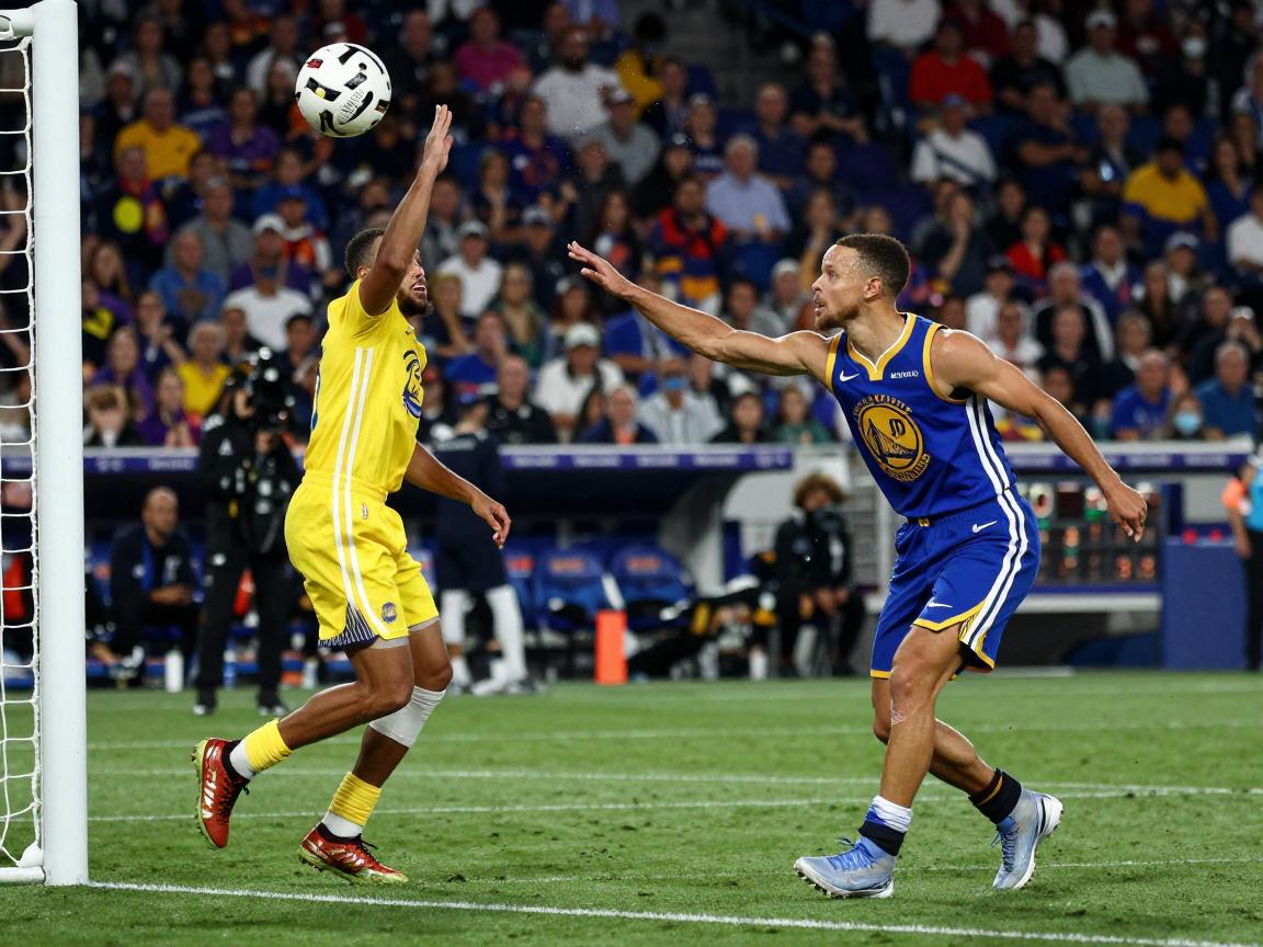 库里瞄准的点球,点球如何瞄准,点球技巧分享,库里点球为什么准 库里瞄准的点球,点球如何瞄准,点球技巧分享,库里点球为什么准