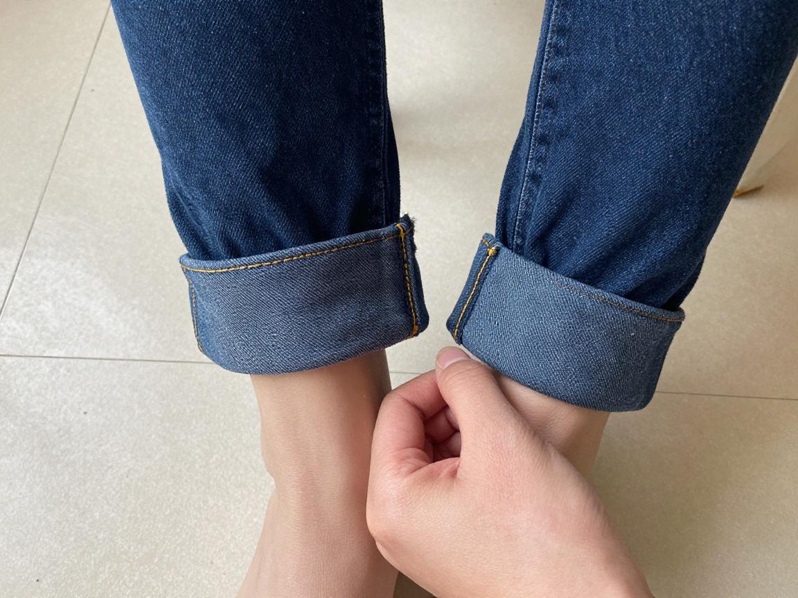 如何简单裁裤边丨怎么自己动手,需要哪些工具,不改原边怎么处理 如何简单裁裤边丨怎么自己动手,需要哪些工具,不改原边怎么处理